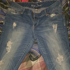 Ariya jeans